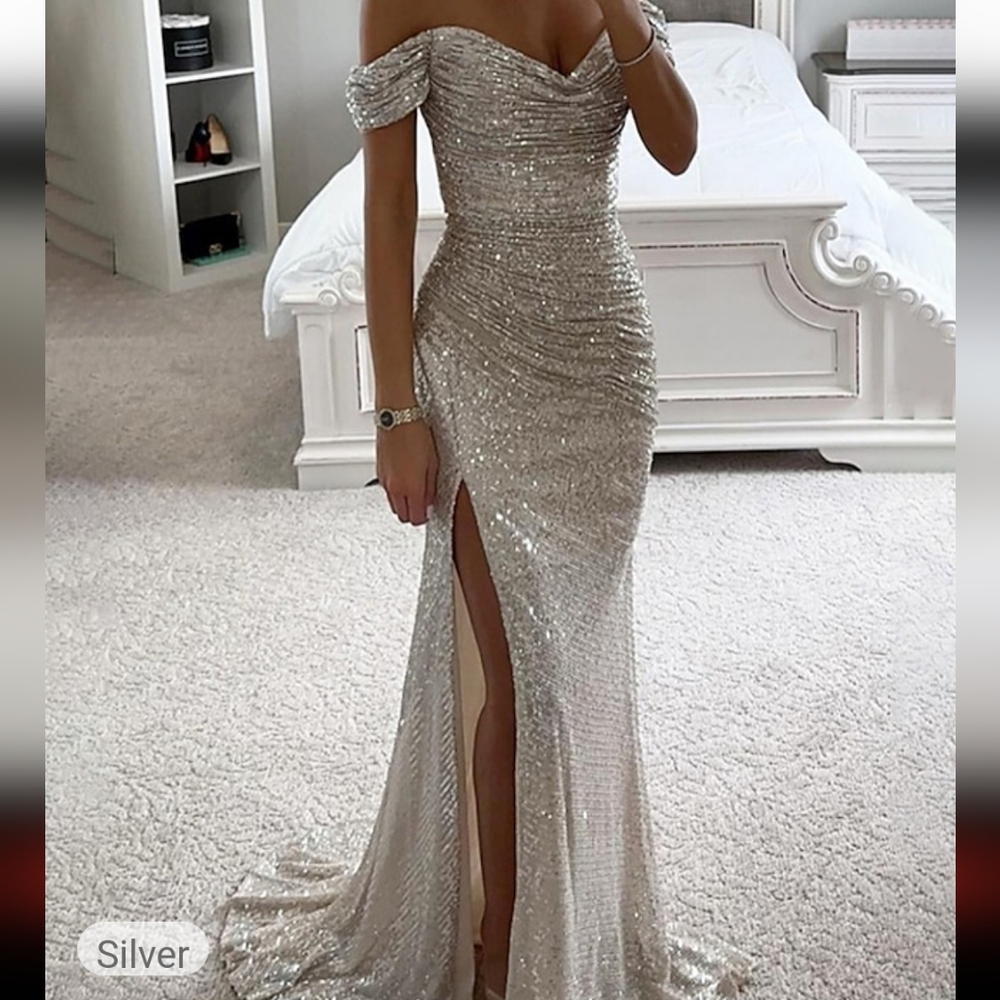 Must have dress!!! Stand out at you special event.